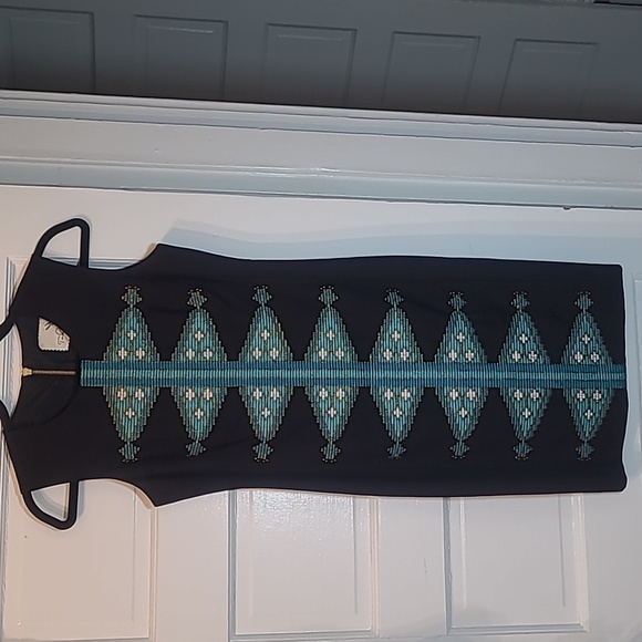 Tabitha | Anthropologie Dress Sheath Sleeveless Embroidered Aztec Design - Picture 5 of 15